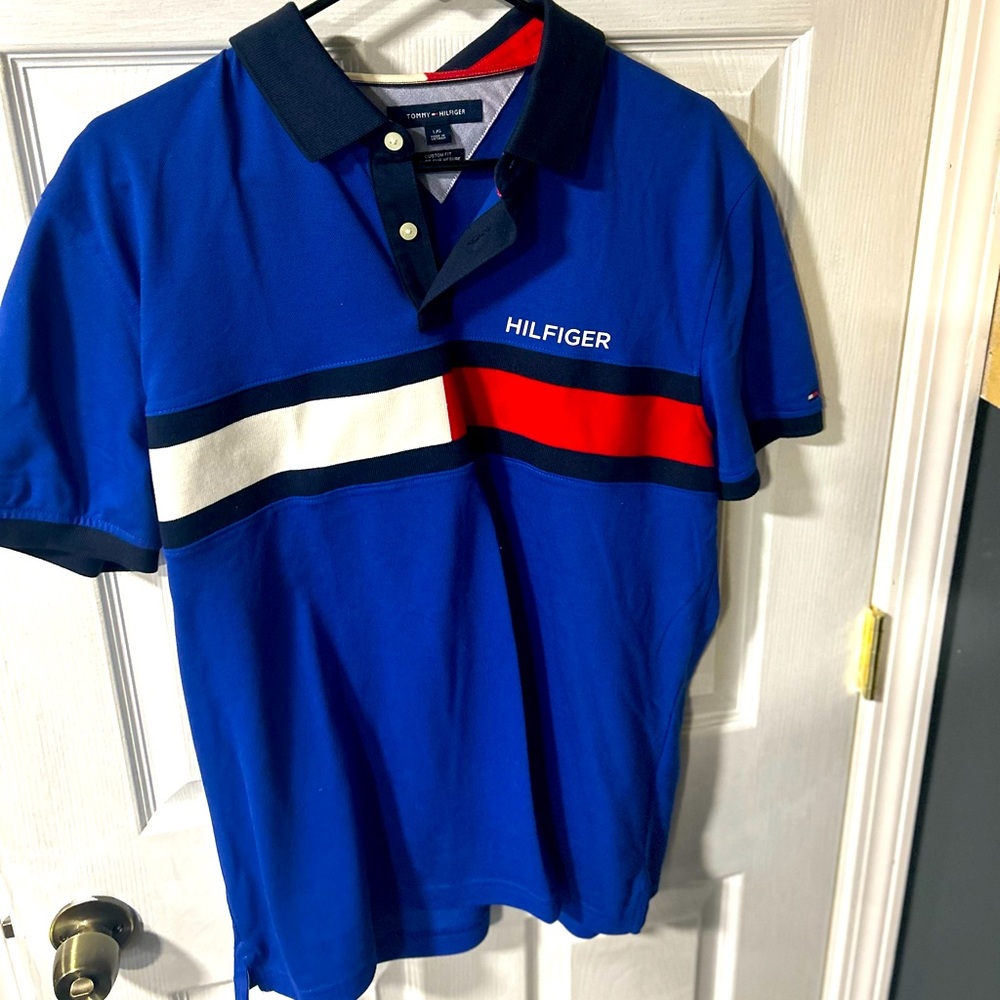 Tommy Hilfiger shirt . Worn once (LARGE)